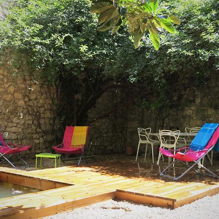 La Buissonniere Acomodação com café da manhã Oppède Exterior foto
